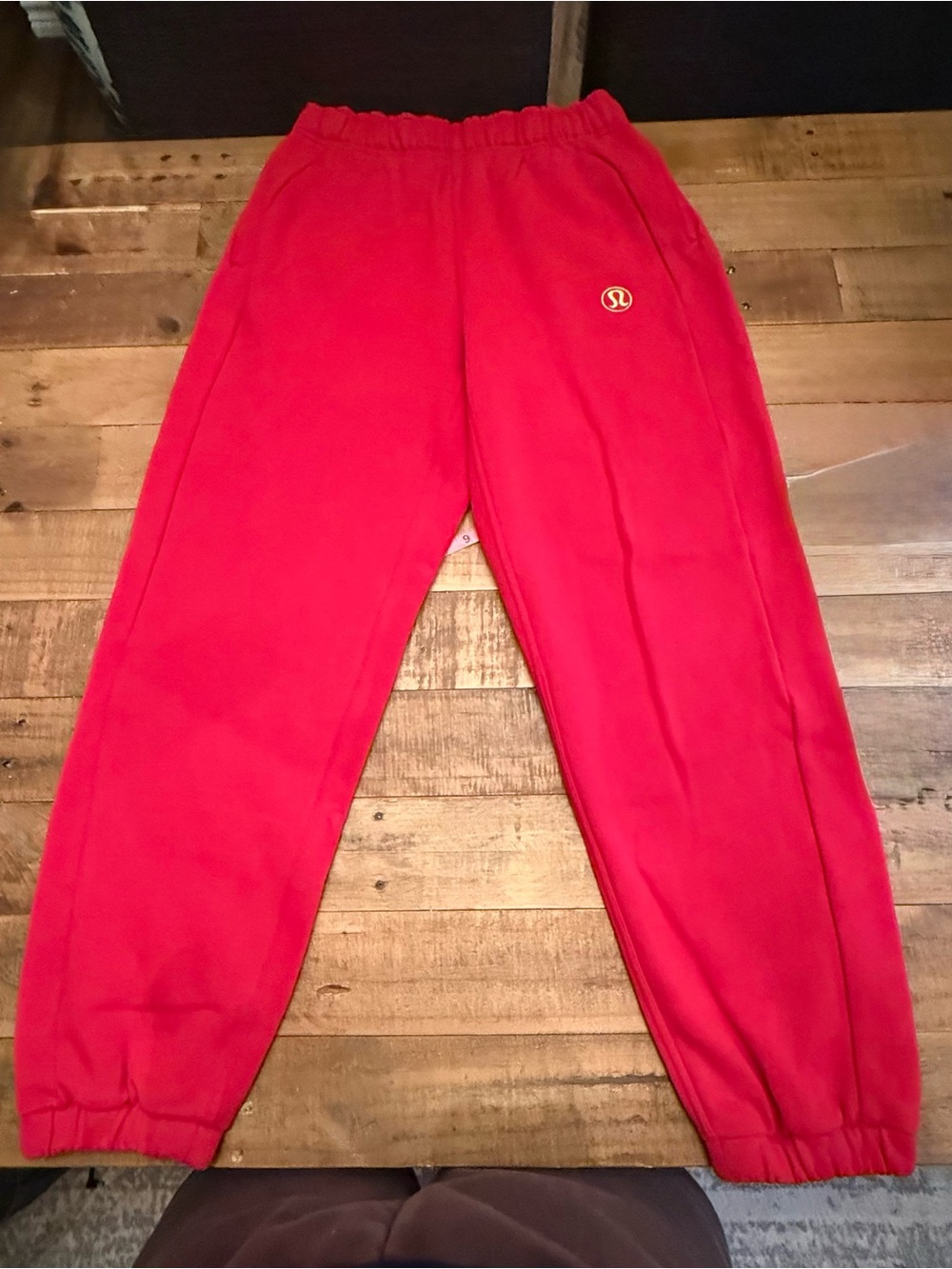 lululemon Lunar New Year Scuba Mid-Rise Oversized Jogger Dark Red Small EUC - Picture 2 of 6